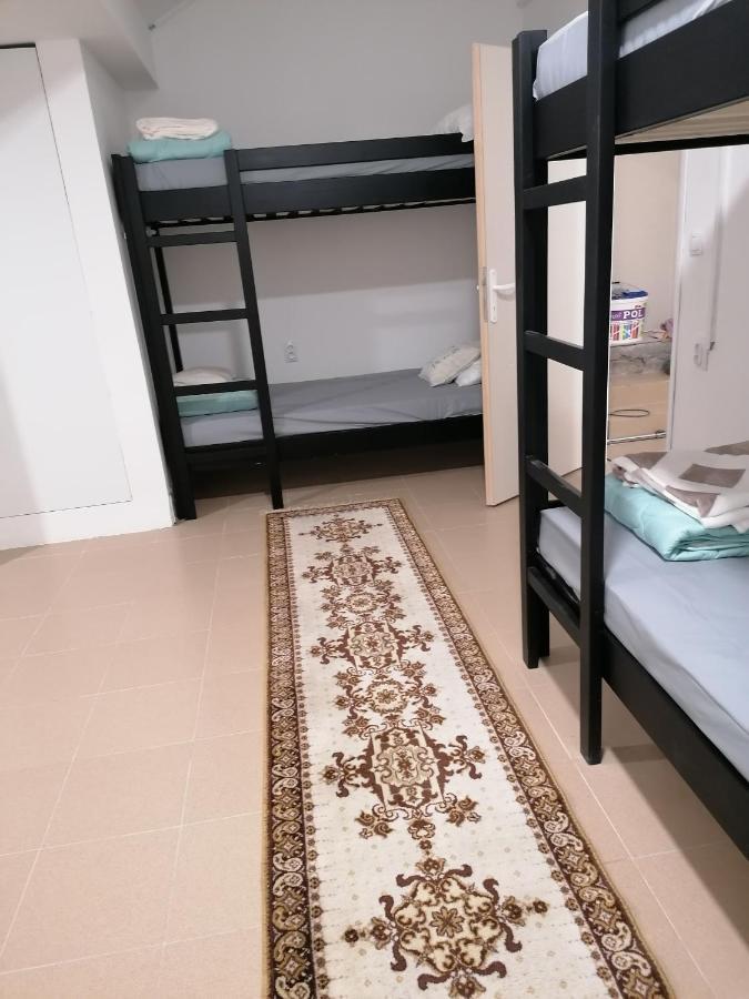 Hostel M Kruševac Zewnętrze zdjęcie