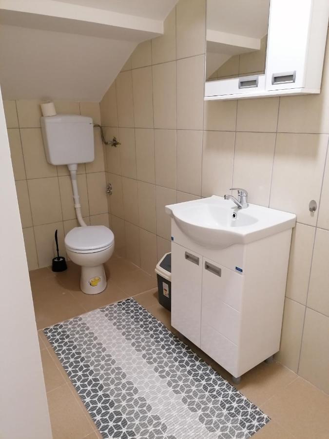 Hostel M Kruševac Zewnętrze zdjęcie