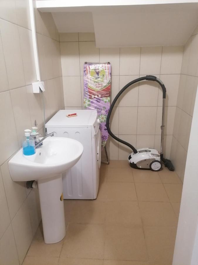 Hostel M Kruševac Zewnętrze zdjęcie